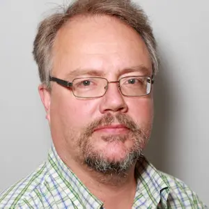 Aki Rovasalo psykiatrian erikoislääkäri