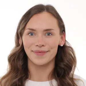 Julia Selänne, yleislääkäri