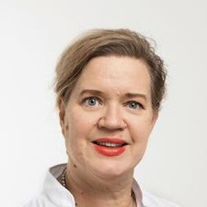 Marjo Hahka-Kemppinen syöpätautien ja sädehoidon erikoislääkäri