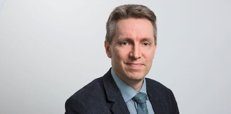 timo-vanttinen-aava