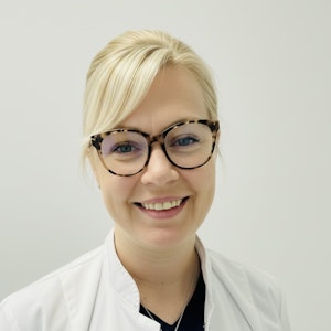 Elina Sihvola yleiskirurgian erikoislääkäri